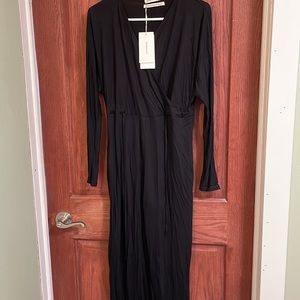 NWT Stitch Fix Gracemade New Women's Black Long Sleeve  V-Neck Jumpsuit